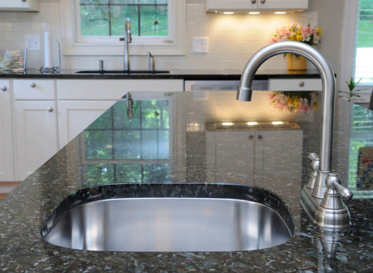 Verde Butterfly Granite with Undermount Sink