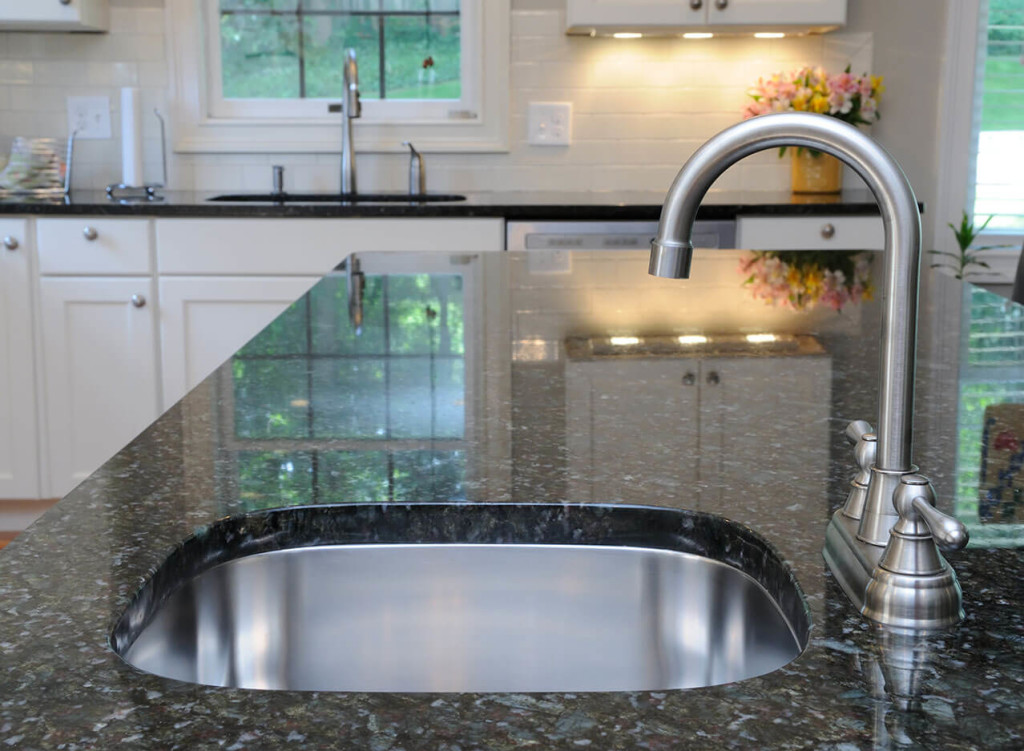 Verde Butterfly Granite with Undermount Sink
