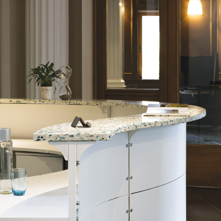 Bretagne Blue Vetrazzo