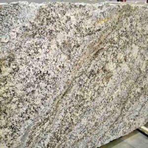 Juparana Pergaminho Granite