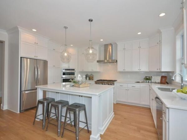 Blanco Zeus Silestone Quartz Kitchen1