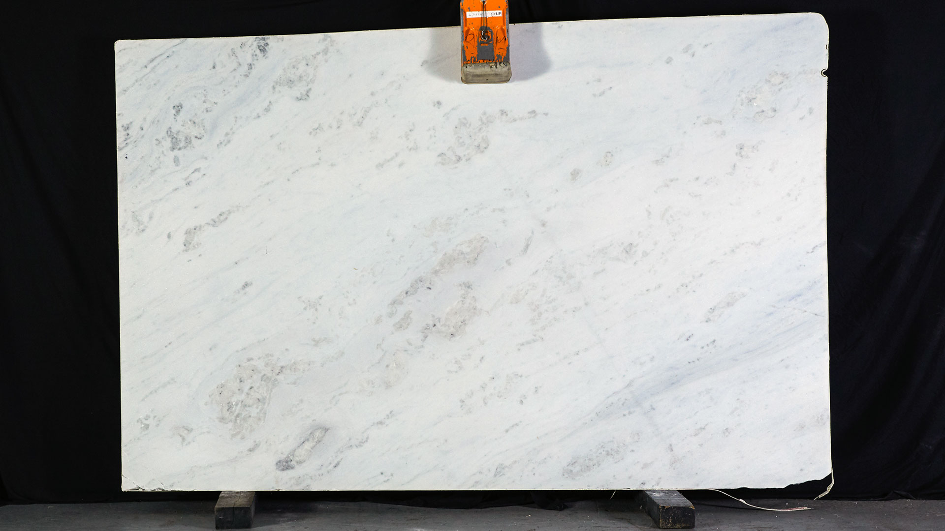 Calacatta Diamond Marble Slab1