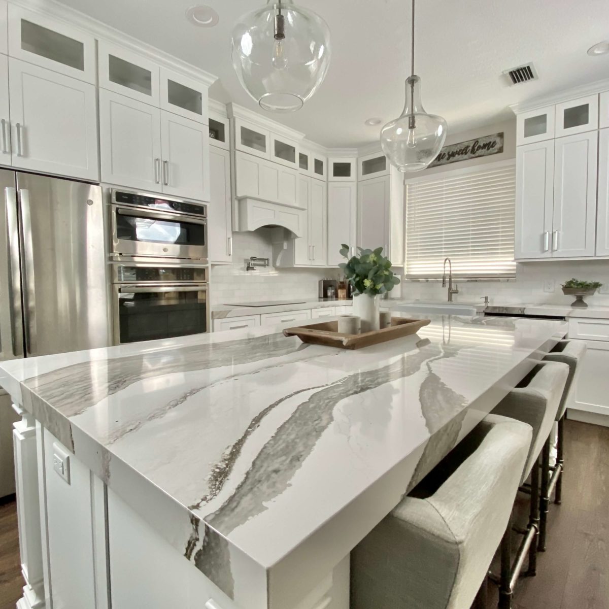 Skara Brae Cambria Quartz with Pendant Lights White Shaker Cabinets