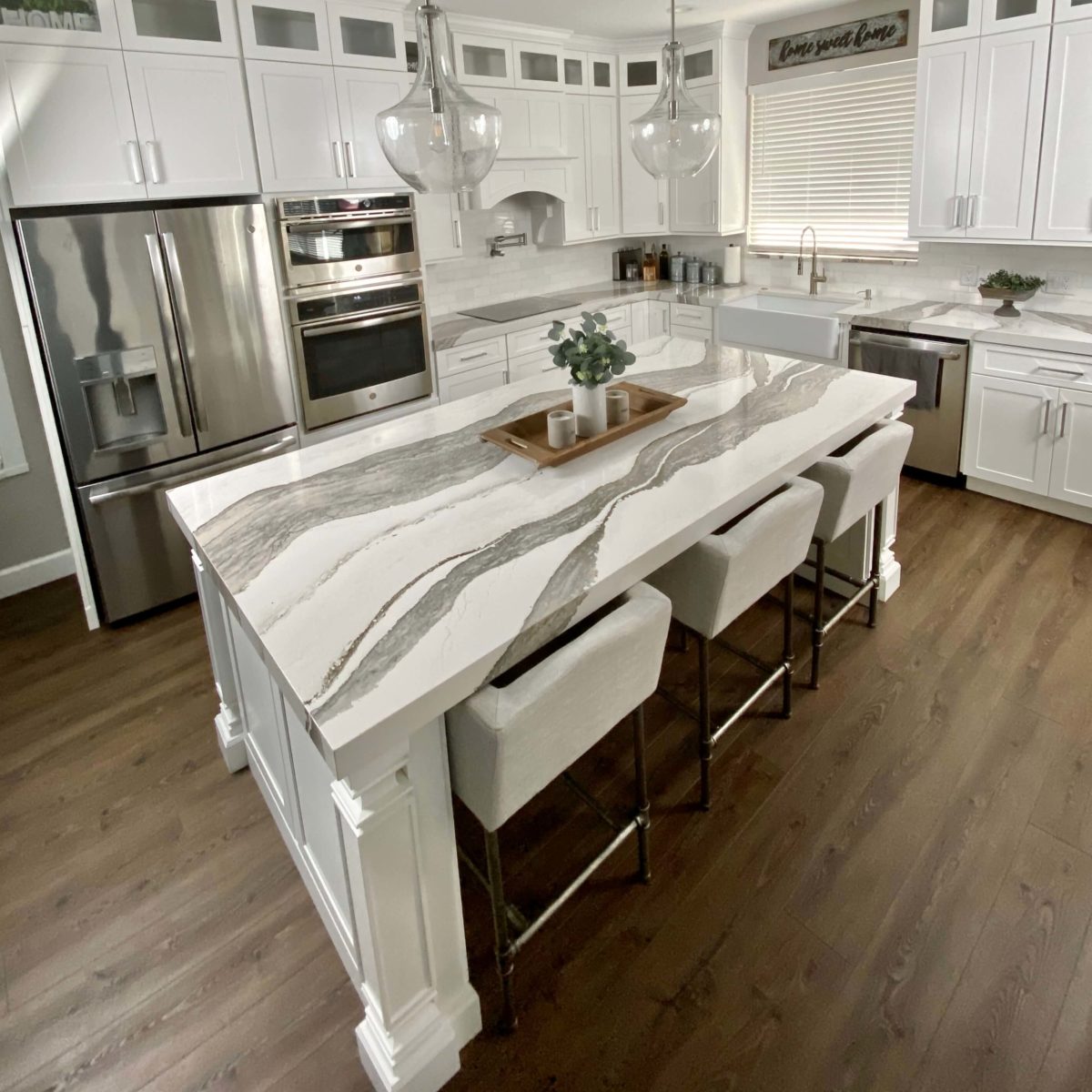 Skara Brae Cambria Quartz with Pendant Lights White Shaker Cabinets