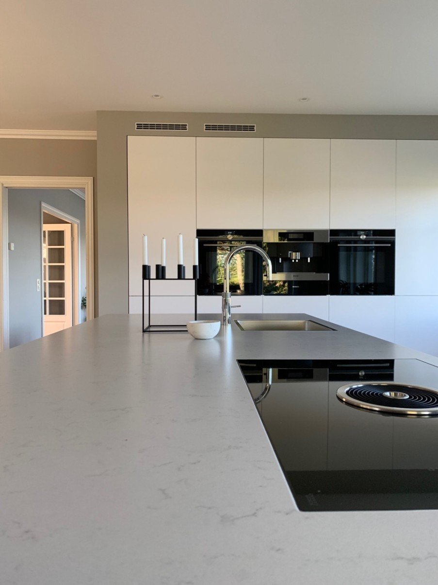 Lagoon Silestone Quartz Kitchen2