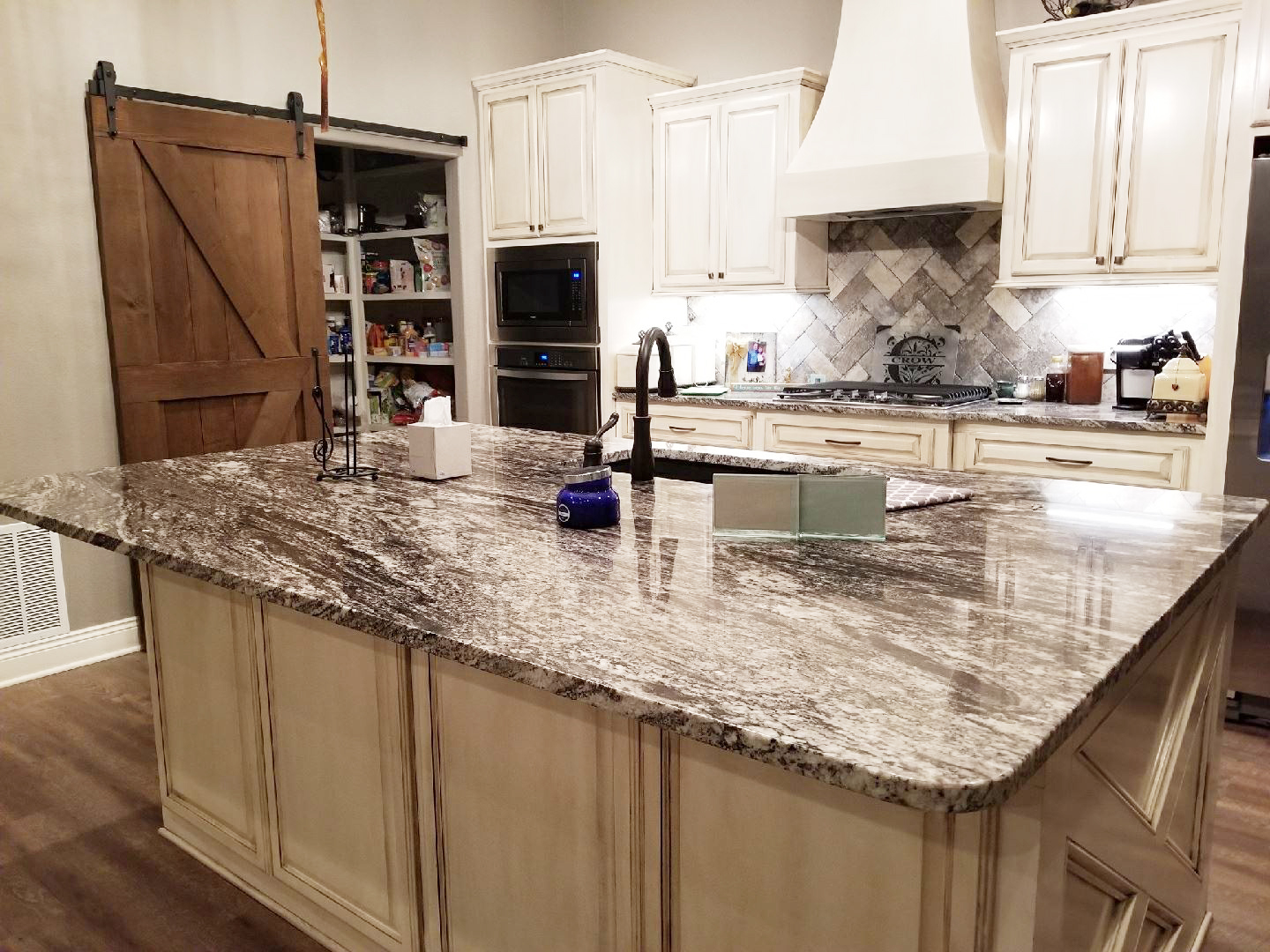 Persian Treasure Granite Kitchen1