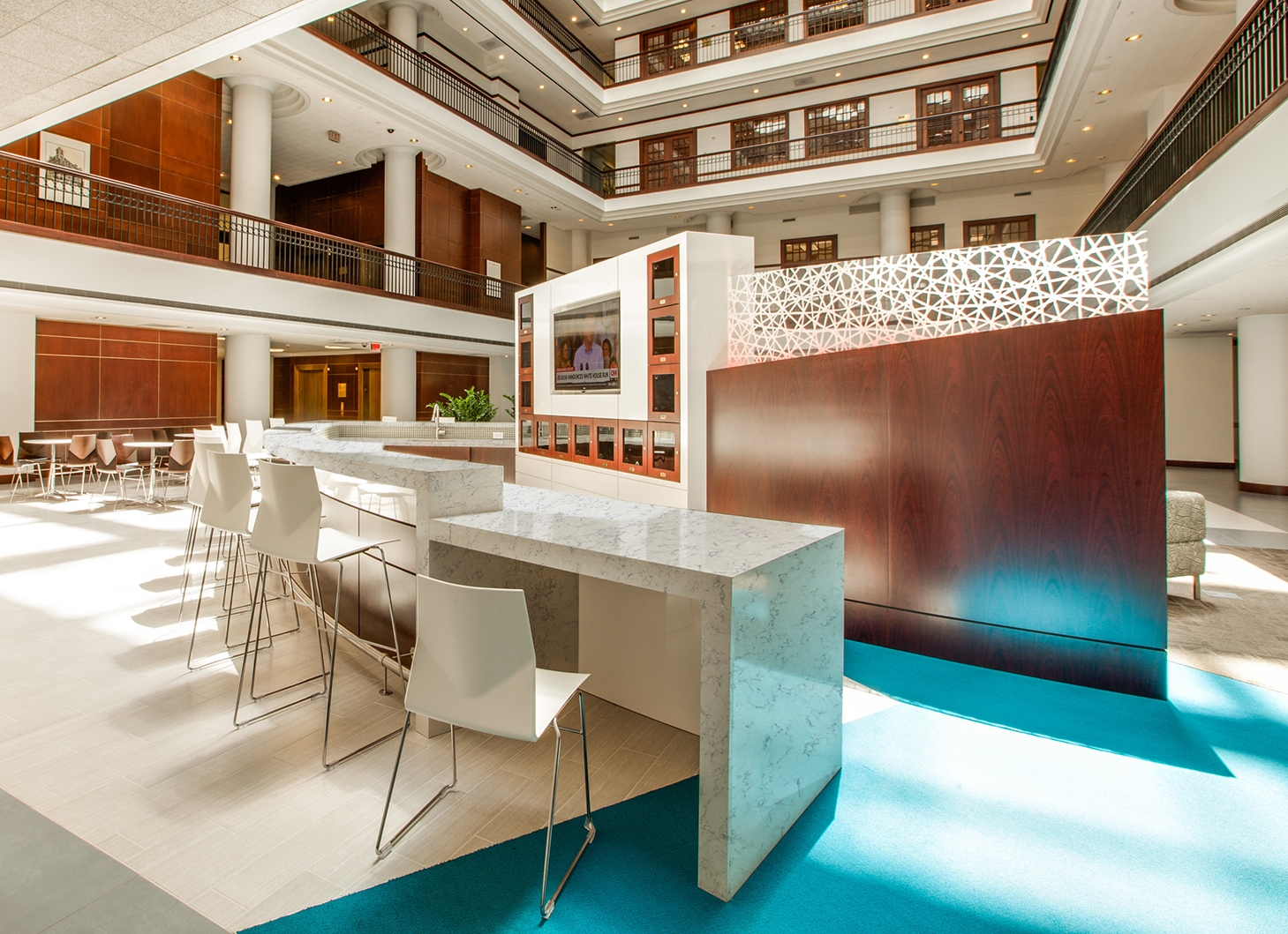 Rococo LG Viatera Quartz Bar Countertops