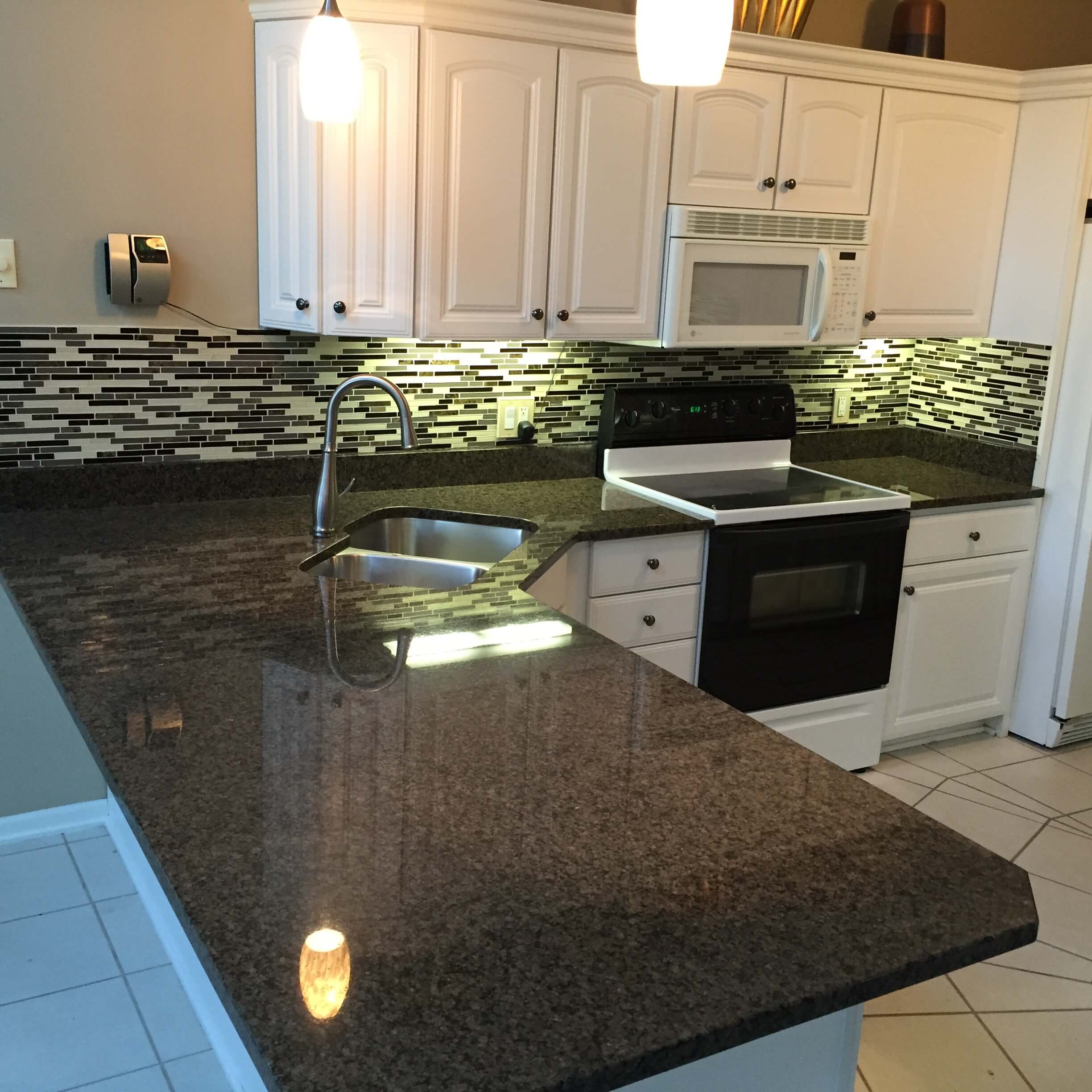 Tropical Brown New Granite Kitchen1