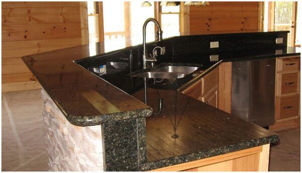 Uba Tuba Granite Kitchen2