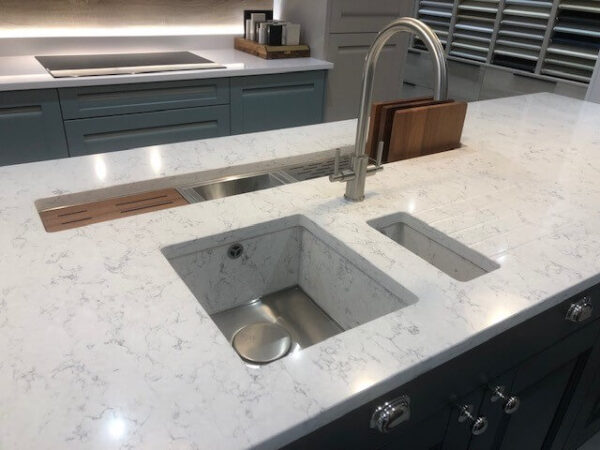 White Arabesque Silestone Quartz Kitchen2
