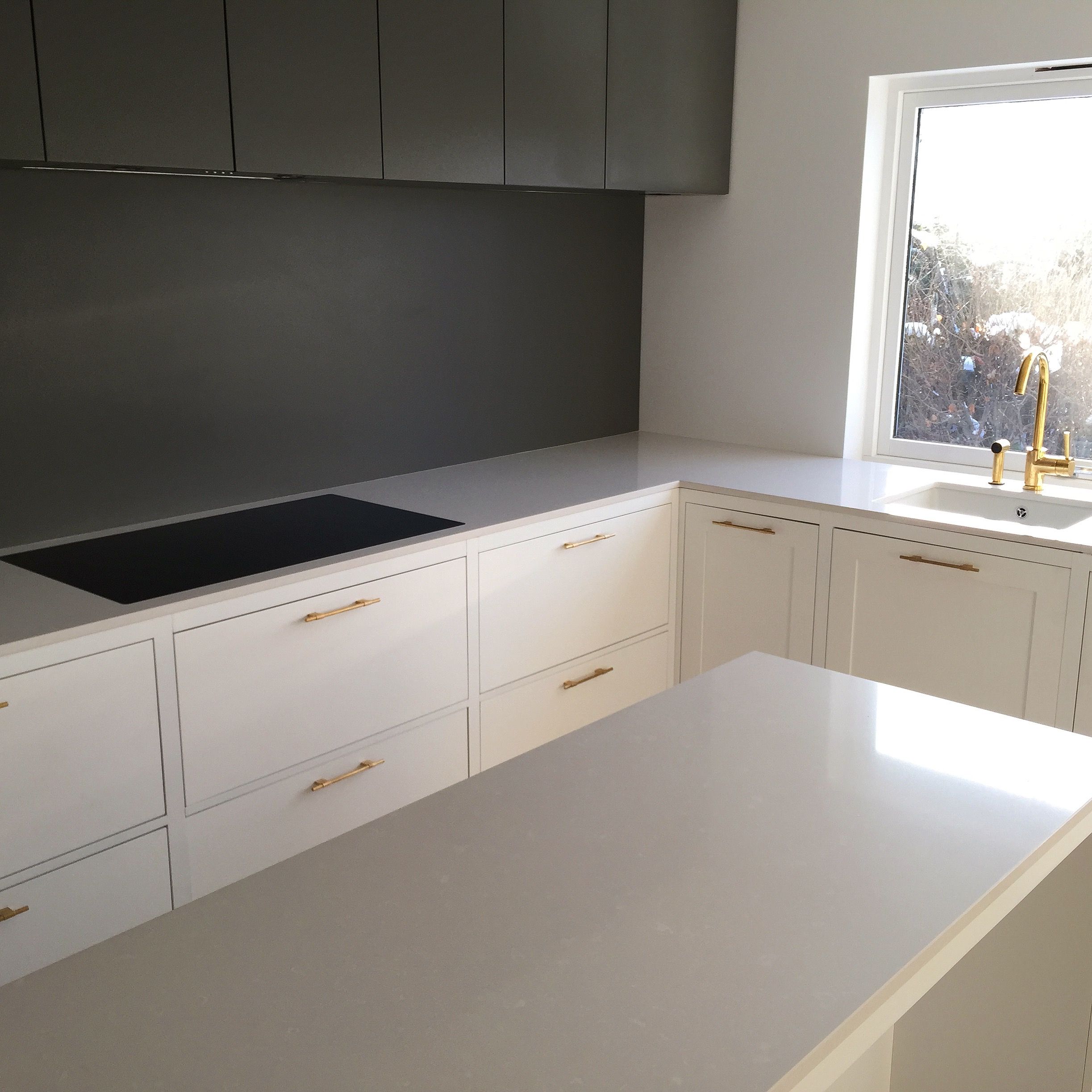 Yukon Silestone Quartz Kitchen