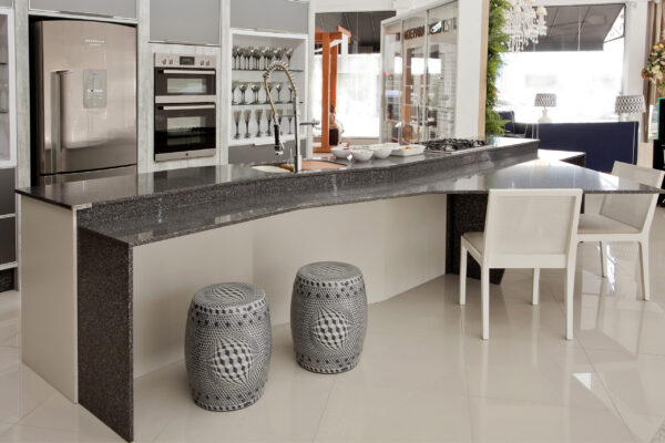 Zirconium Silestone Quartz Kitchen1